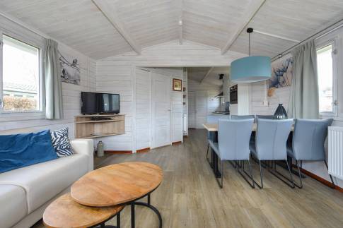 The Eetkamer of Type Buitenverblijf Comfort 6 - nr. 301 in Resort Arcen