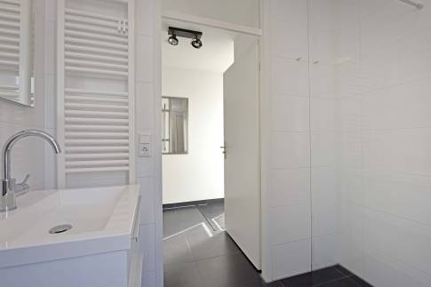 The Badkamer 1 of Type Luxe Villa 4B - nr. 93 in Resort Arcen