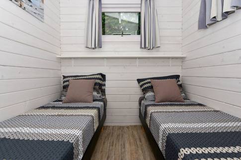 The Slaapkamer 2 of Type Buitenverblijf Wellness 4 - nr. 319 in Resort Arcen