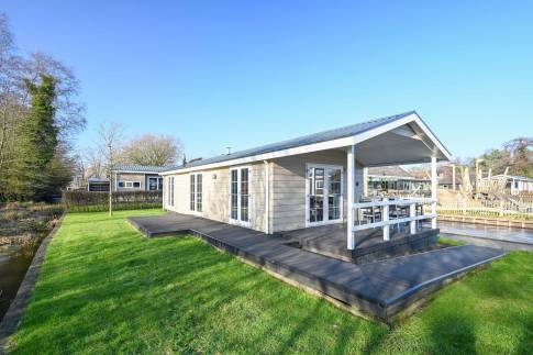 The Buiten of Type Fuut - nr. 2 in Vakantiepark Giethoorn