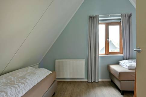 The Slaapkamer 2 of Type 4C - nr. 27 in Landal De Reeuwijkse Plassen