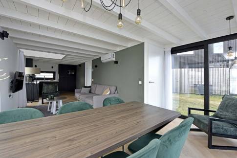 The Eetkamer of Type Sunset 6p - nr. 12 in Lakeside Resort Brielle