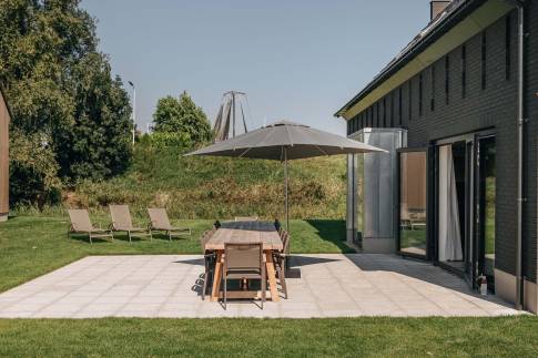 The Terras of Type Familievilla 16 - nr. 2 in Landal Park Veerse Kreek