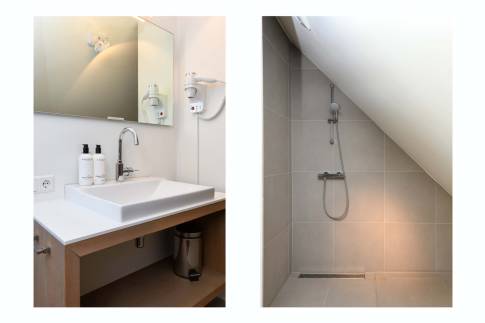 The Badkamer 3 of Type 8-persoons Wellness Tub & Sauna - nr. 13 in Vakantiepark Duynvoet