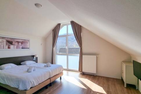 The Slaapkamer 3 of Type Penthouse Staffelsee Extra Luxe - nr. 123 in Dormio Resort Eifeler Tor