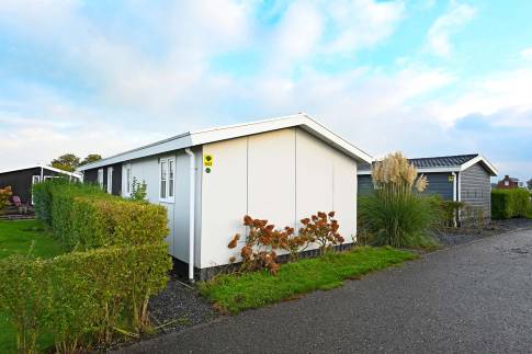 The Buiten of Type Velthorst 6 - nr. 642 in Resort De Rijp