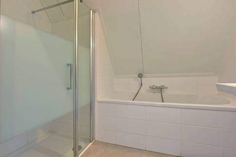 The Badkamer of Type 4C - nr. 27 in Landal De Reeuwijkse Plassen