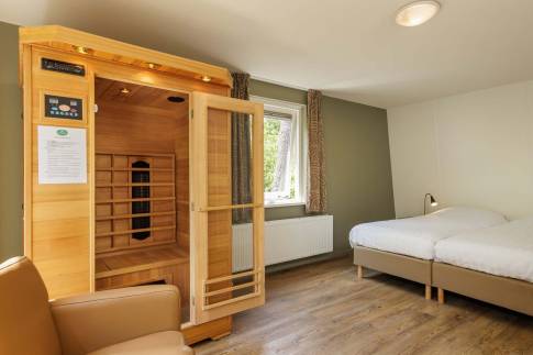 The Slaapkamer 1 of Type Parkvilla - nr. 135 Zilveresdoorn in Bungalowpark Hoenderloo