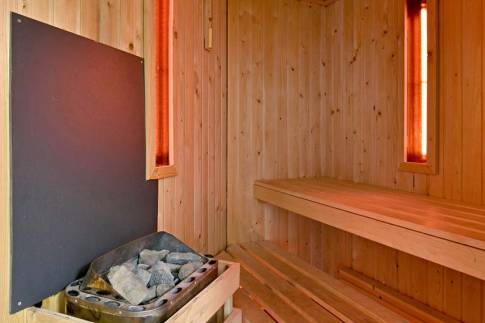The Sauna of Type Buitenverblijf Wellness 4 - nr. 342 in Resort Arcen