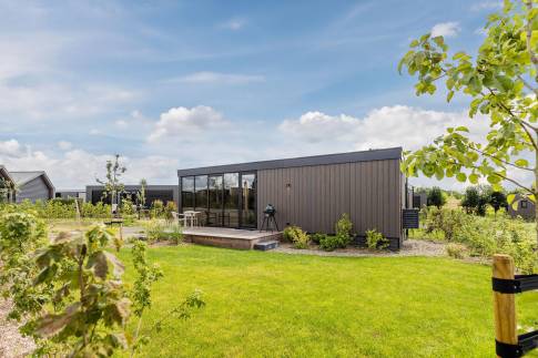 The Tuin of Type Solar Hotel Suite in Landal Soof aan de Rijn