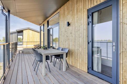 The Terras of Type Wellseind in Parc de Maasmeren