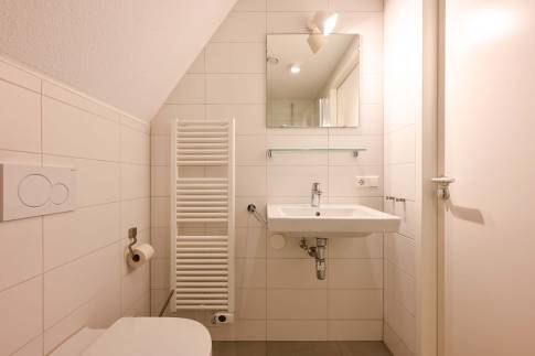 The Badkamer 2 of Type 6C2 - nr. 164 in Landal De Reeuwijkse Plassen