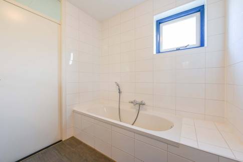 The Badkamer 1 of Type 6C1 - nr. 95 in Landal Beach Resort Ooghduyne