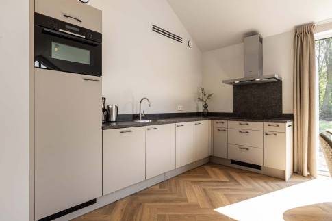 The Keuken of Type Jonkheer - 6L1 in Landal Landgoed Bourtange