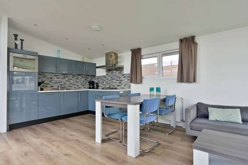 The Eetkamer of Type Pavilion Solo - nr. 443 in Resort De Rijp