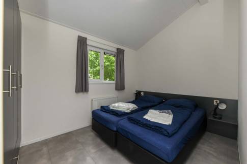 The Slaapkamer 1 of Type Velthorst 6 - nr. 234 in EuroParcs Zuiderzee