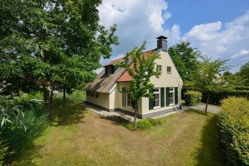 The Buiten of Type 4B1 - nr. 238 in Landal Domein De Schatberg
