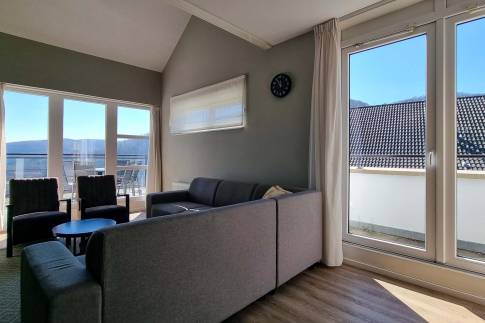 The Woonkamer of Type Penthouse Staffelsee Extra Luxe - nr. 123 in Dormio Resort Eifeler Tor