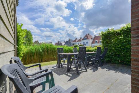 The Terras of Type 8E2 - nr. 331 in Landal Esonstad