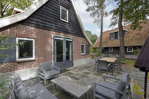 The Terras of nr. 38 Ponybos - type Het Geheim van Otterlo 8P in EuroParcs De Zanding