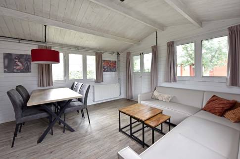 The Woonkamer of Type Buitenverblijf Comfort 6 - nr. 292 in Resort Arcen