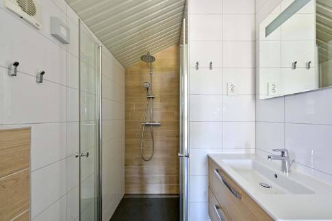 The Badkamer 1 of Type Lighthouse Adventure - nr. 63 in Landal Ameland