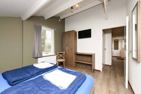 The Slaapkamer 1 of Type Sequoia 6P - nr. 37 in Vakantiepark Westerbergen