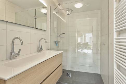 The Badkamer of Type Zeeaster - nr. 705 in Roompot Kustpark Zeebad