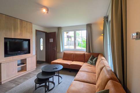 The Woonkamer of nr. 146 - type Astoria Luxe 8 in Eifelpark Kronenburger See