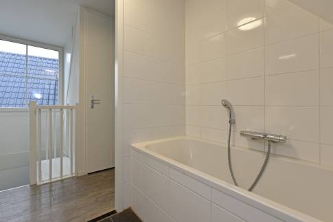 The Badkamer 2 of Type Munt - nr. 309 in Resort Poort van Amsterdam