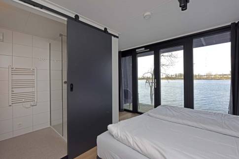 The Slaapkamer 1 of Type Sunset 6p - nr. 12 in Lakeside Resort Brielle