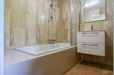 The Badkamer 2 of Type Wellness Bungalow - nr. B14 in Vakantiepark De Bosrand