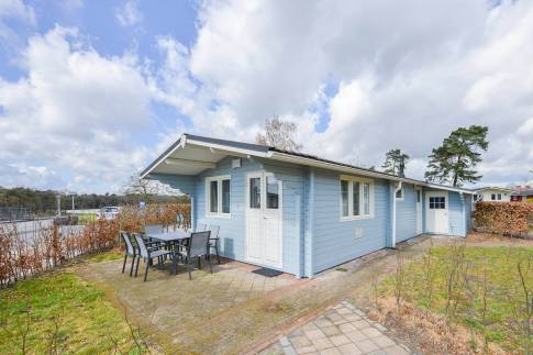 The Tuin of Type Buitenverblijf Comfort 6 - nr. 301 in Resort Arcen