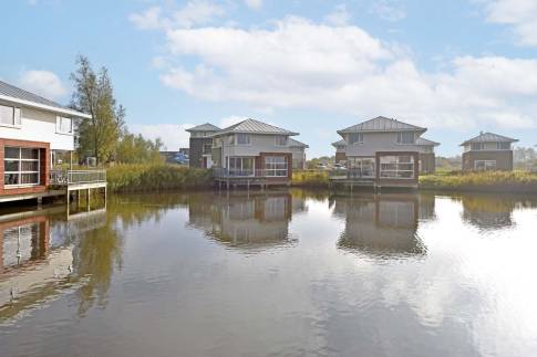 The Buiten of Type 4EL - nr. 528 in Landal Esonstad