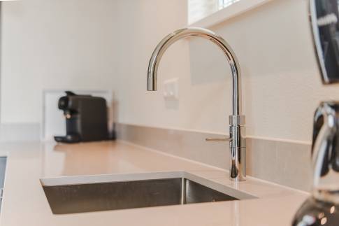 The Keuken of Type 2P Extra Luxe Wellness - 2ELW in Landal De Wielsche Dreef