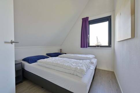 The Slaapkamer 2 of Type Watervilla 6A - nr. 37 in Waterstaete Ossenzijl