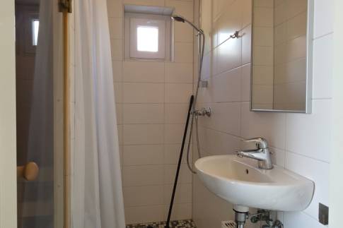 The Badkamer 1 of nr. 070 - type Villa Edersee Luxe in Dormio Resort Eifeler Tor