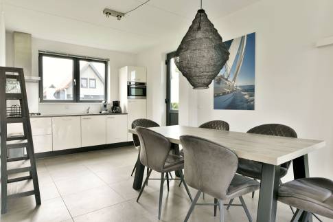 The Eetkamer of Type Watervilla 4 - nr. 49 in Waterstaete Ossenzijl