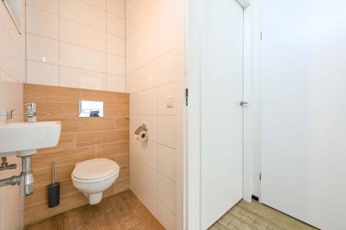 The Toilet of Type Kooikers Comfort - nr. 55 in Landal Ameland