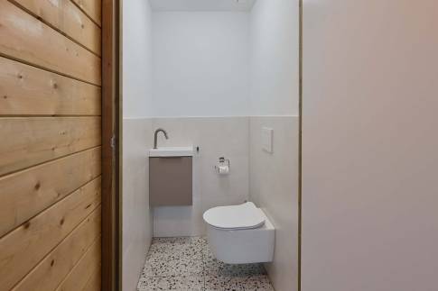 The Toilet of Type Bungalow 6P - nr. 17 in Residence Bosch-Rijck