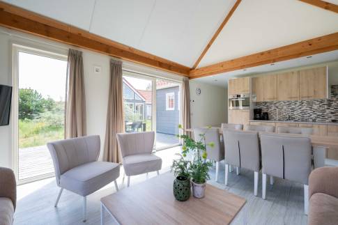 The Woonkamer of nr. 403 - type Waddenlodge 8 in Vakantiepark Boomhiemke
