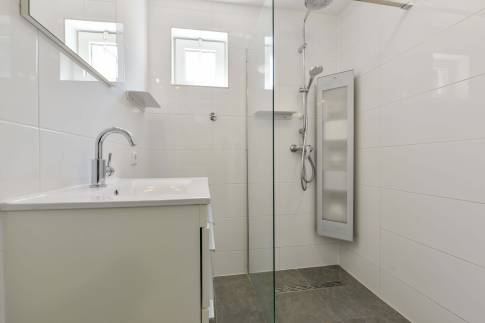 The Badkamer 1 of Type Luxe Villa 6B - nr. 159 in Resort Arcen