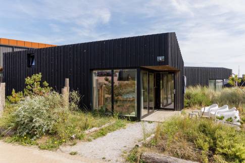 The Buiten of Type Pitstop 4 - nr. 60 in Landal Zandvoort