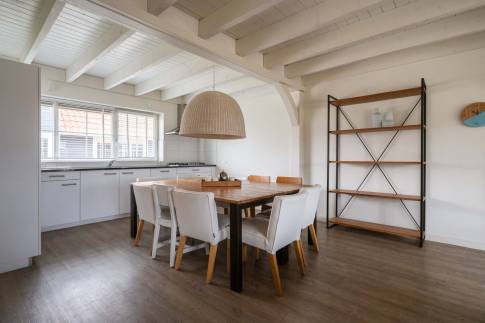 The Eetkamer of Type 10L1 - nr. 336 in Landal Beach Resort Ooghduyne