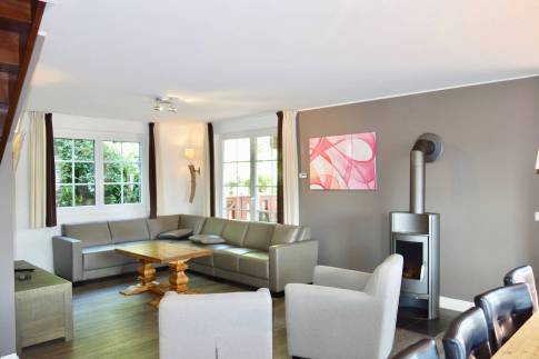 The Woonkamer of Type Astoria 8 - nr. 151 in Eifelpark Kronenburger See