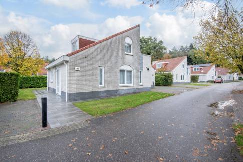 The Buiten of Type Luxe Villa 6 - nr. 99 in Resort Arcen