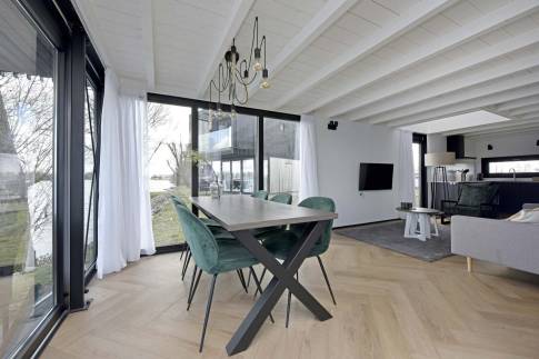 The Eetkamer of Type Sunset 6p - nr. 12 in Lakeside Resort Brielle