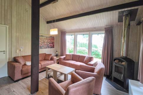 The Woonkamer of nr. 103 - type Eifel Comfort 6 in Eifelpark Kronenburger See