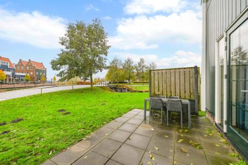 The Terras of nr. 216 -  type VO7A Comfort in Landal Marinapark Volendam