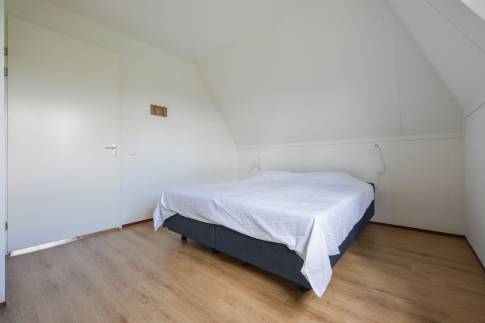 The Slaapkamer 2 of Type 8E2 - nr. 331 in Landal Esonstad